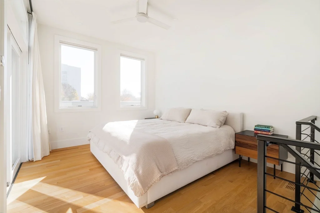 205 Pearl St, Cambridgeport