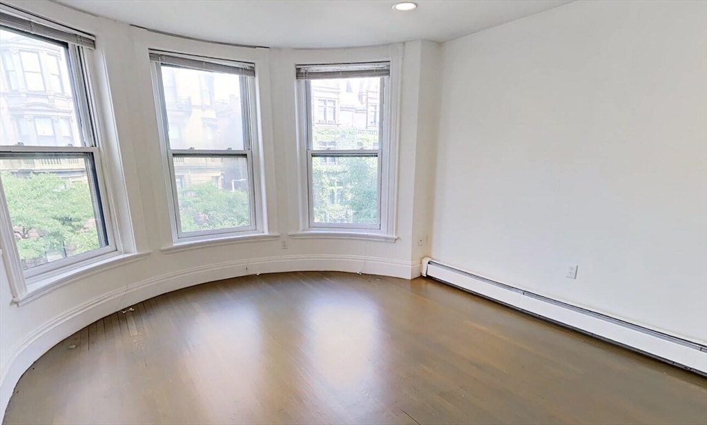 51 Massachusetts Ave, Back Bay