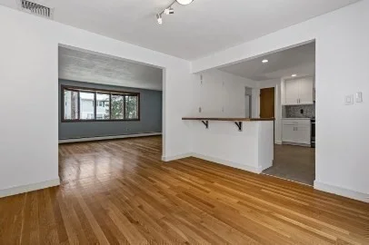 86 Milton St, West End