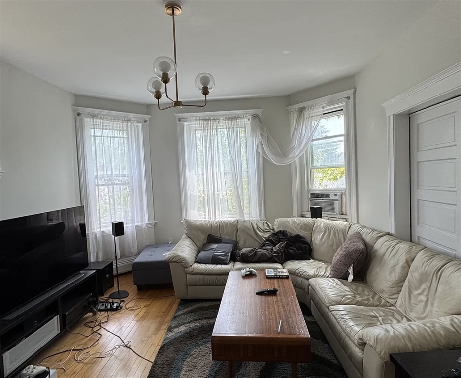 315 Harvard St, Mid-Cambridge