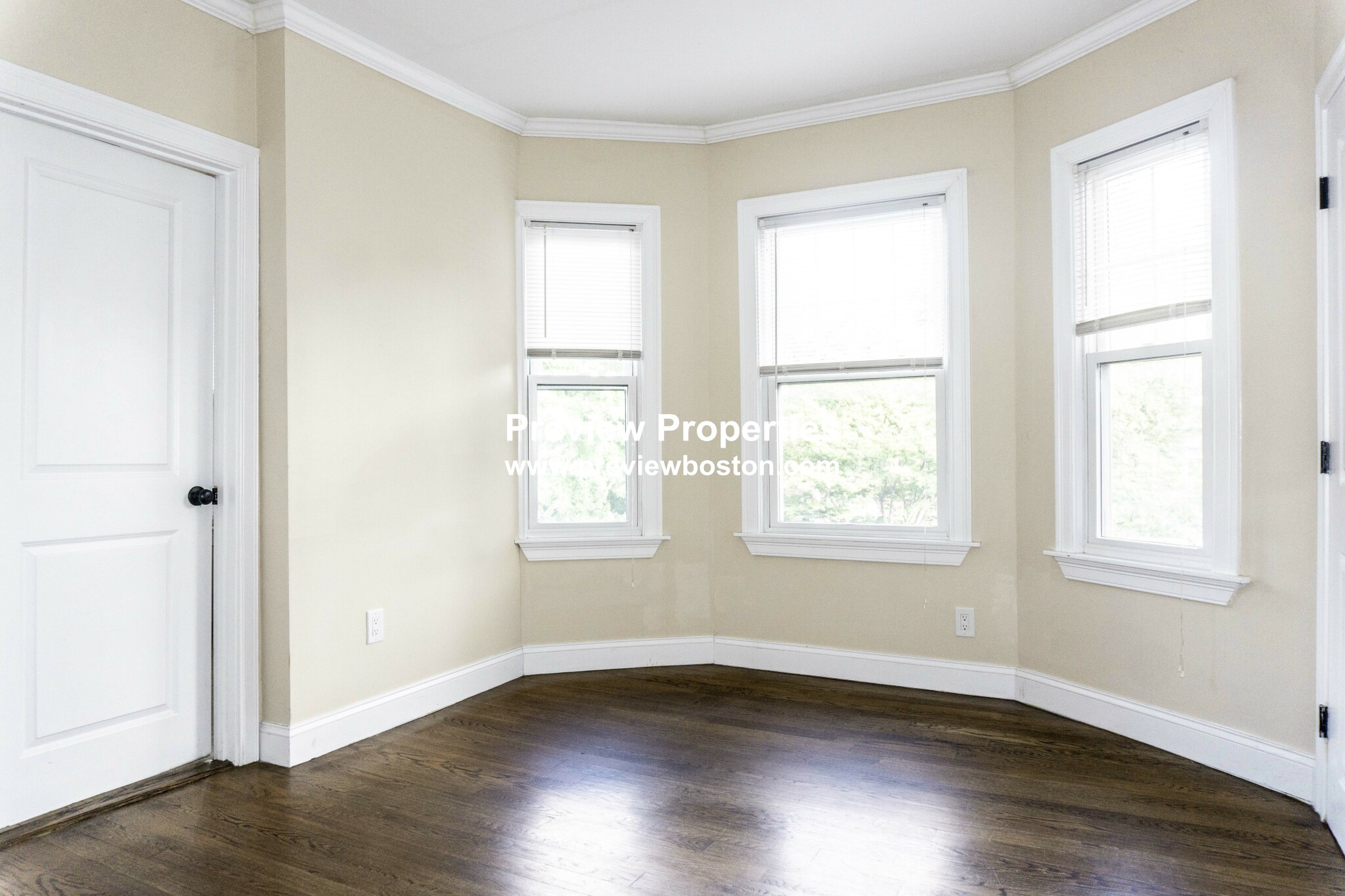 2975 Washington St, Roxbury