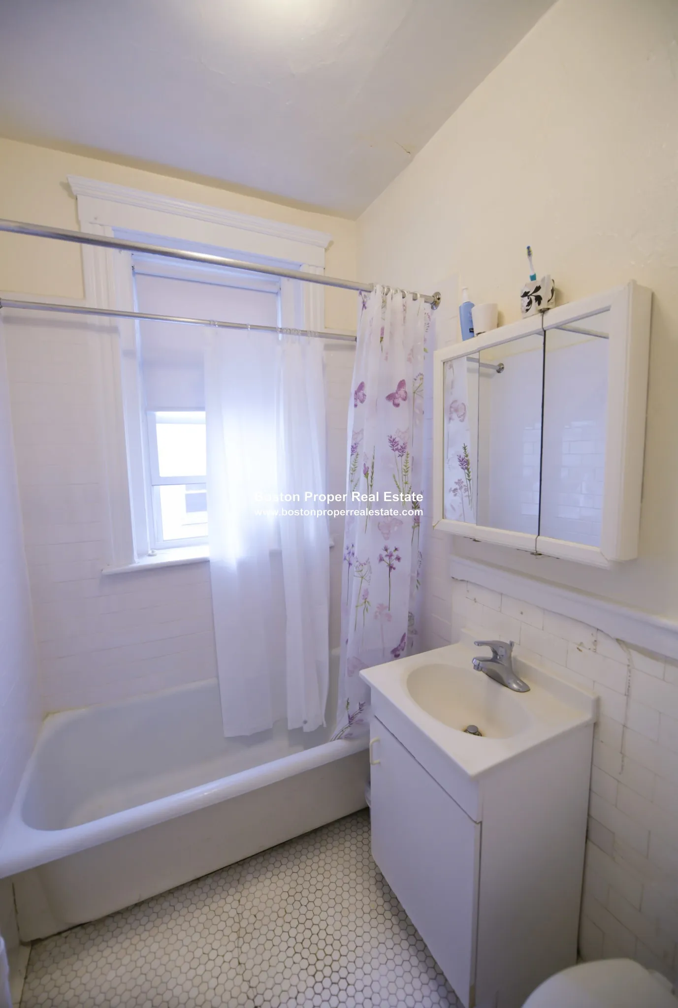 1203 Boylston St, Fenway
