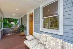 63 Pierrepont Rd, Newton Lower Falls