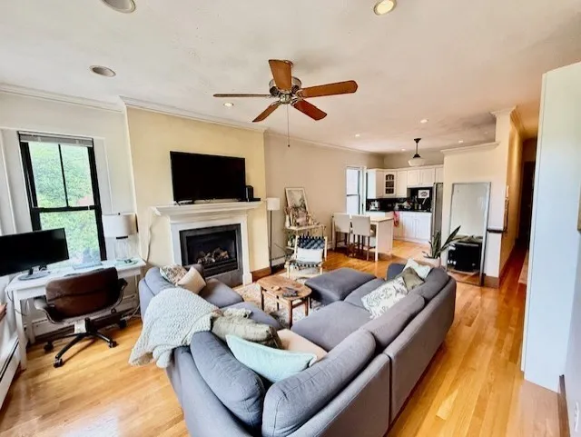 13 Worcester Sq, South End