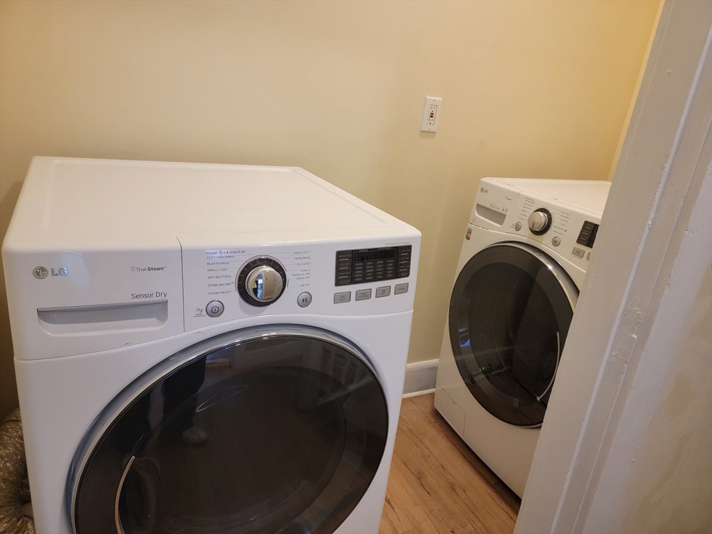 22 Newcastle Rd, Brighton