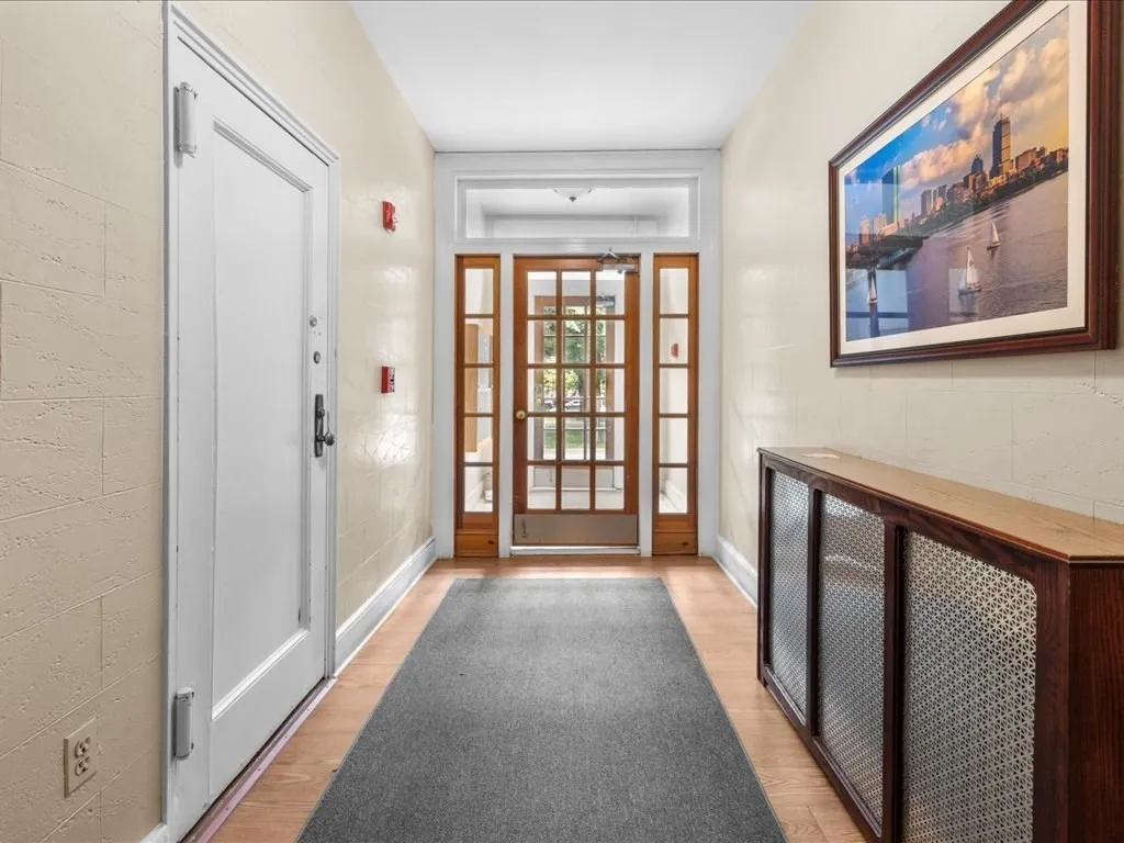 228 Commonwealth Ave, Back Bay