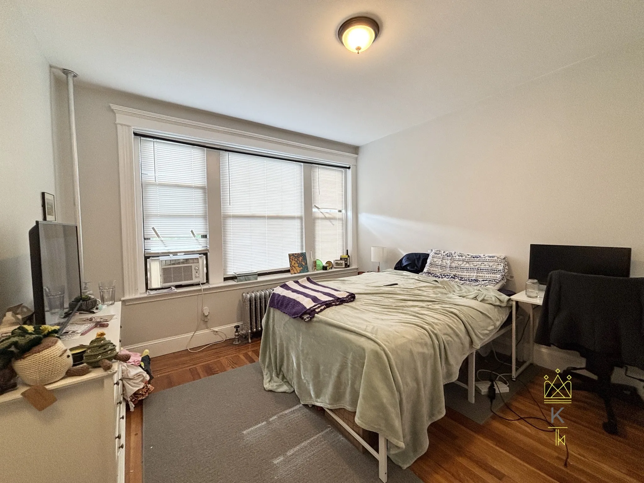175 Harvard St, Coolidge Corner