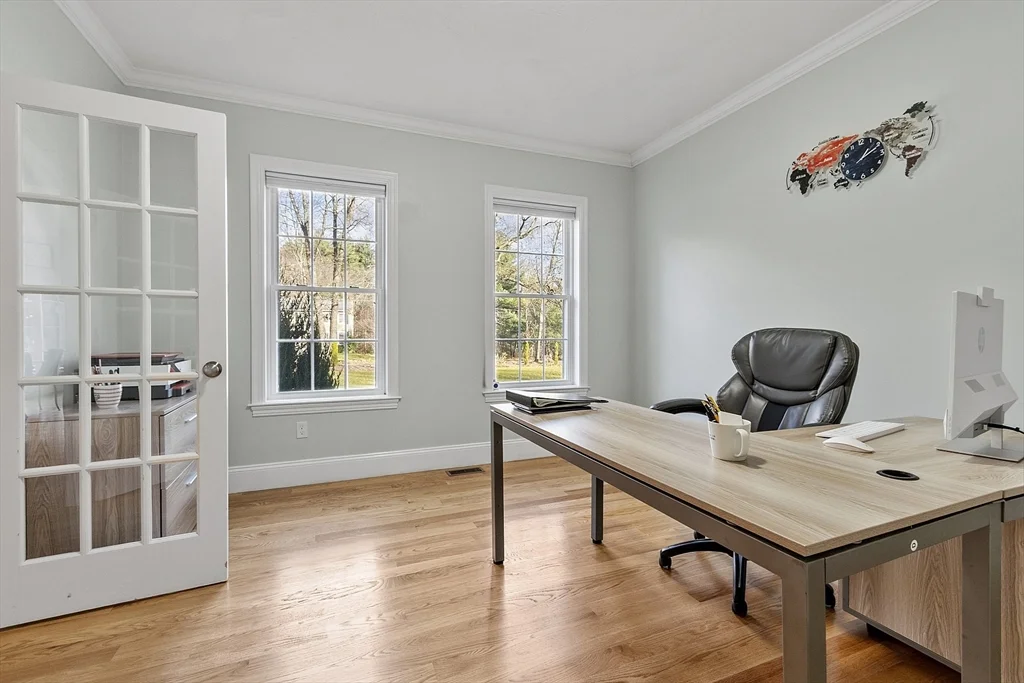 27 Spring Rd, Westborough