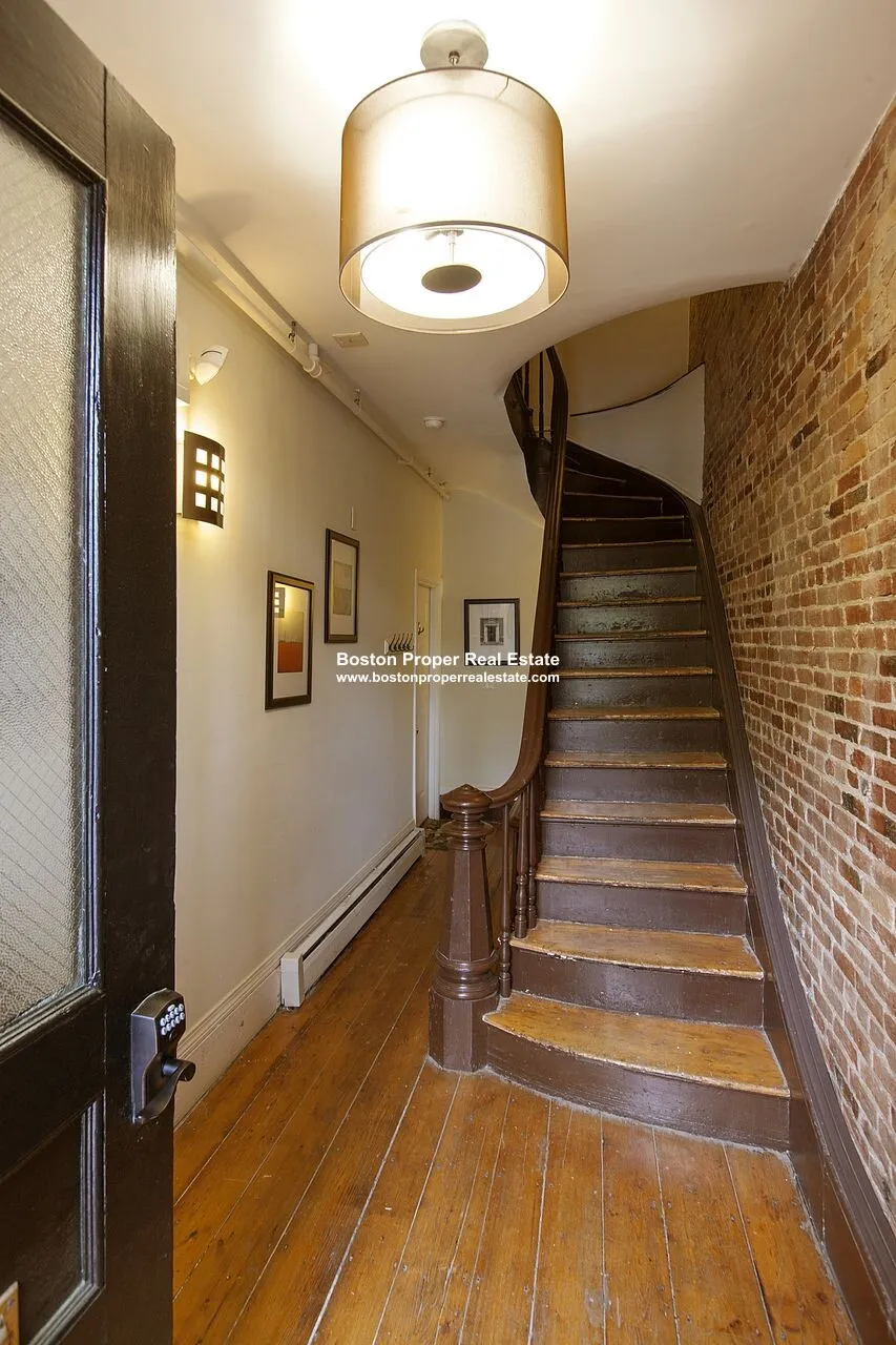 237 Northampton St, Roxbury