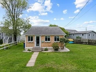 13B Hathaway, Fairhaven