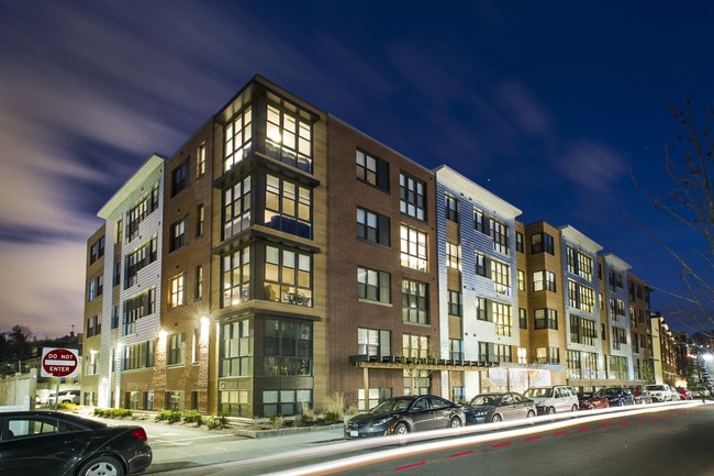 2 bed, 1 bath apartment for rent at 65 Brainerd Rd Unit 60-101, Allston — photo 10 of 12