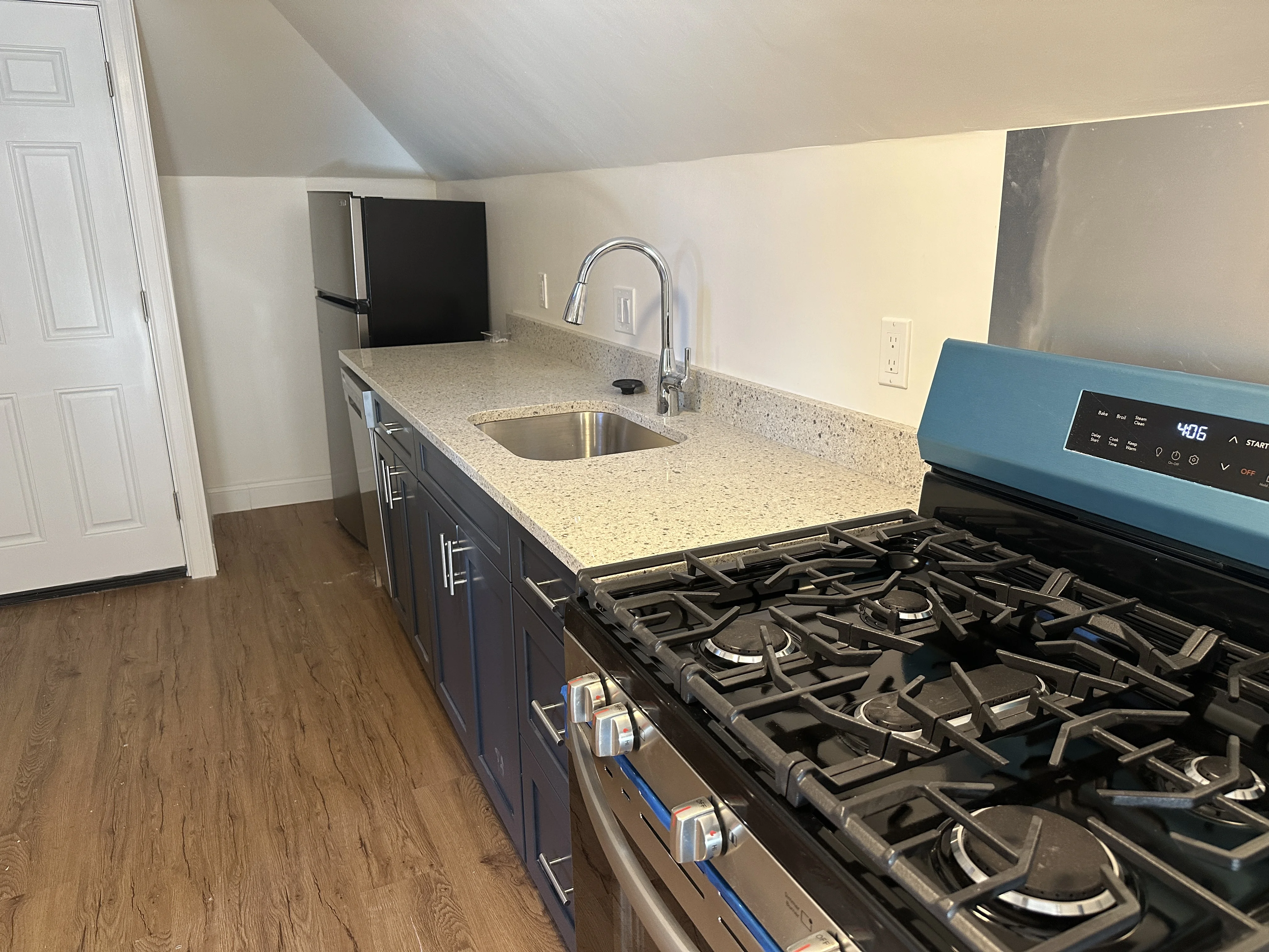 367 Concord Ave, Neighborhood Nine