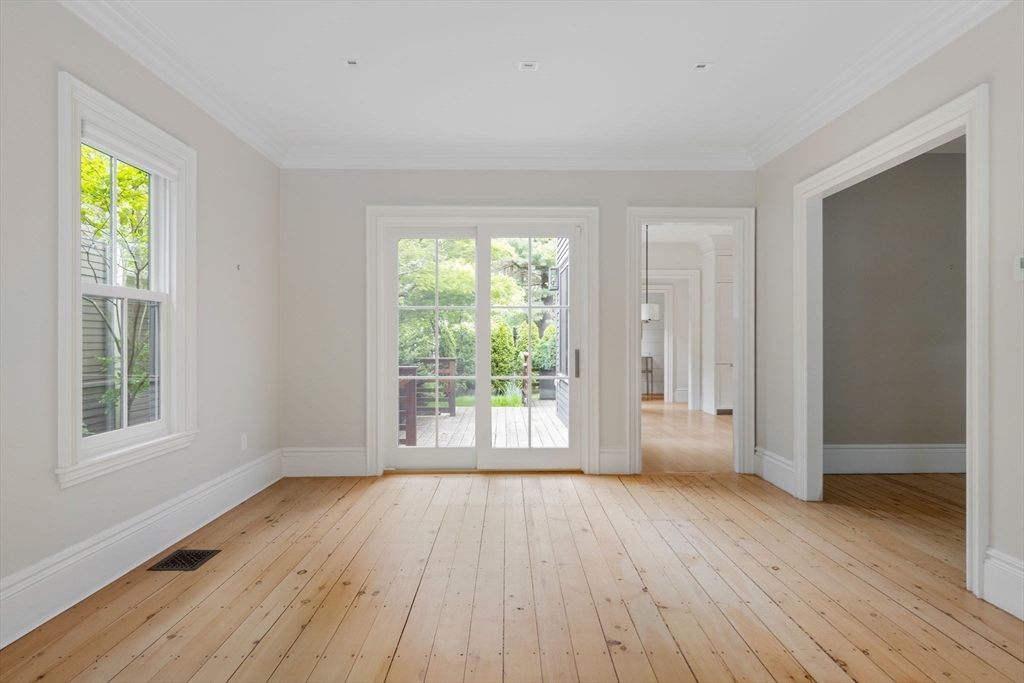 30 Walker St, Cambridge