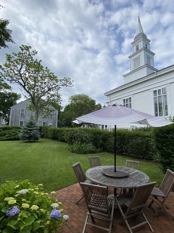 4 Traders Ln, Nantucket