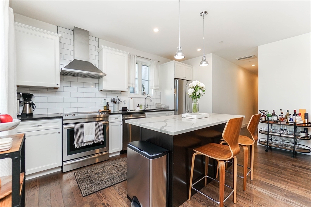 213 East Eagle St, East Boston