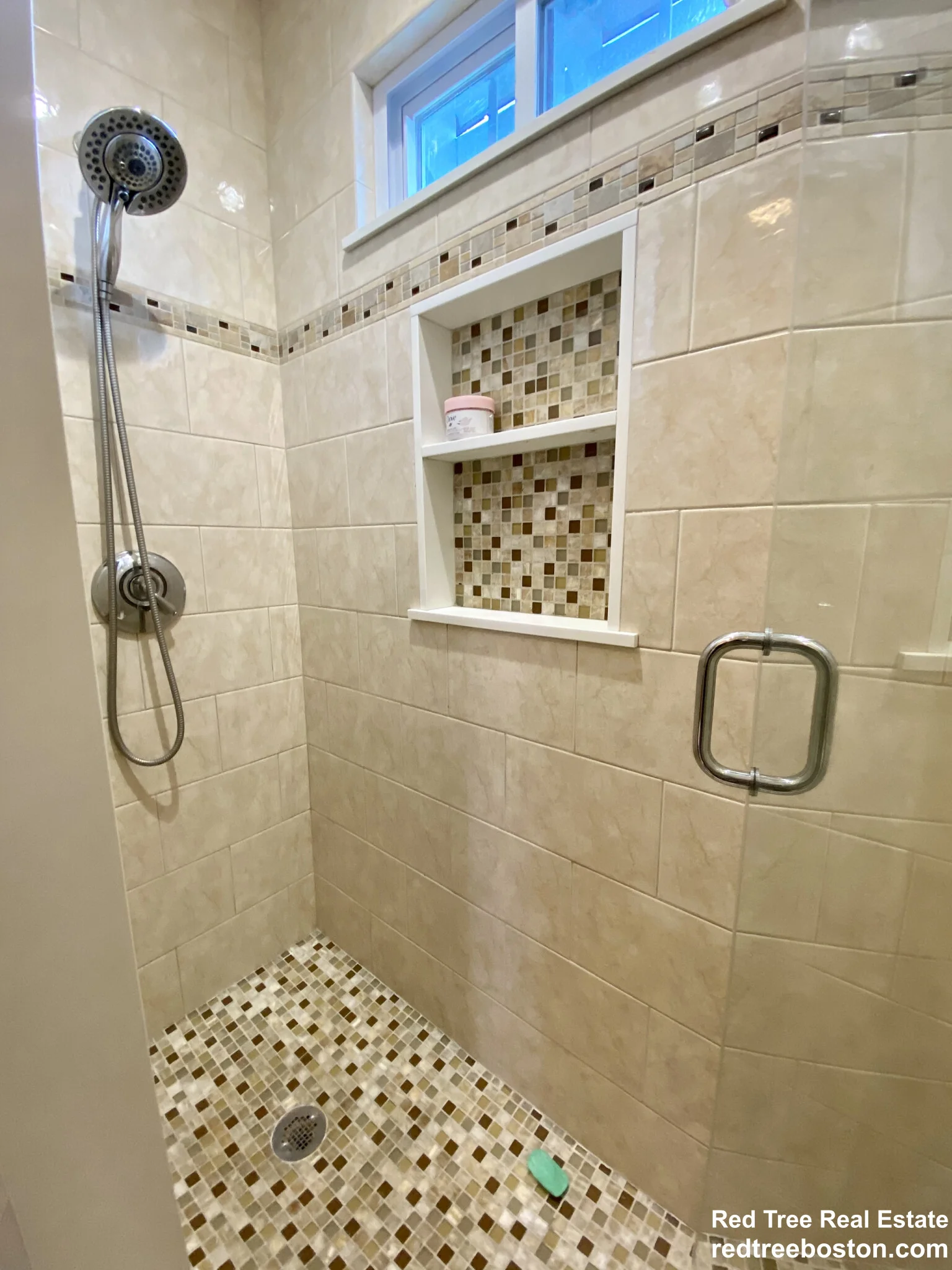 98 Whitford St, Roslindale