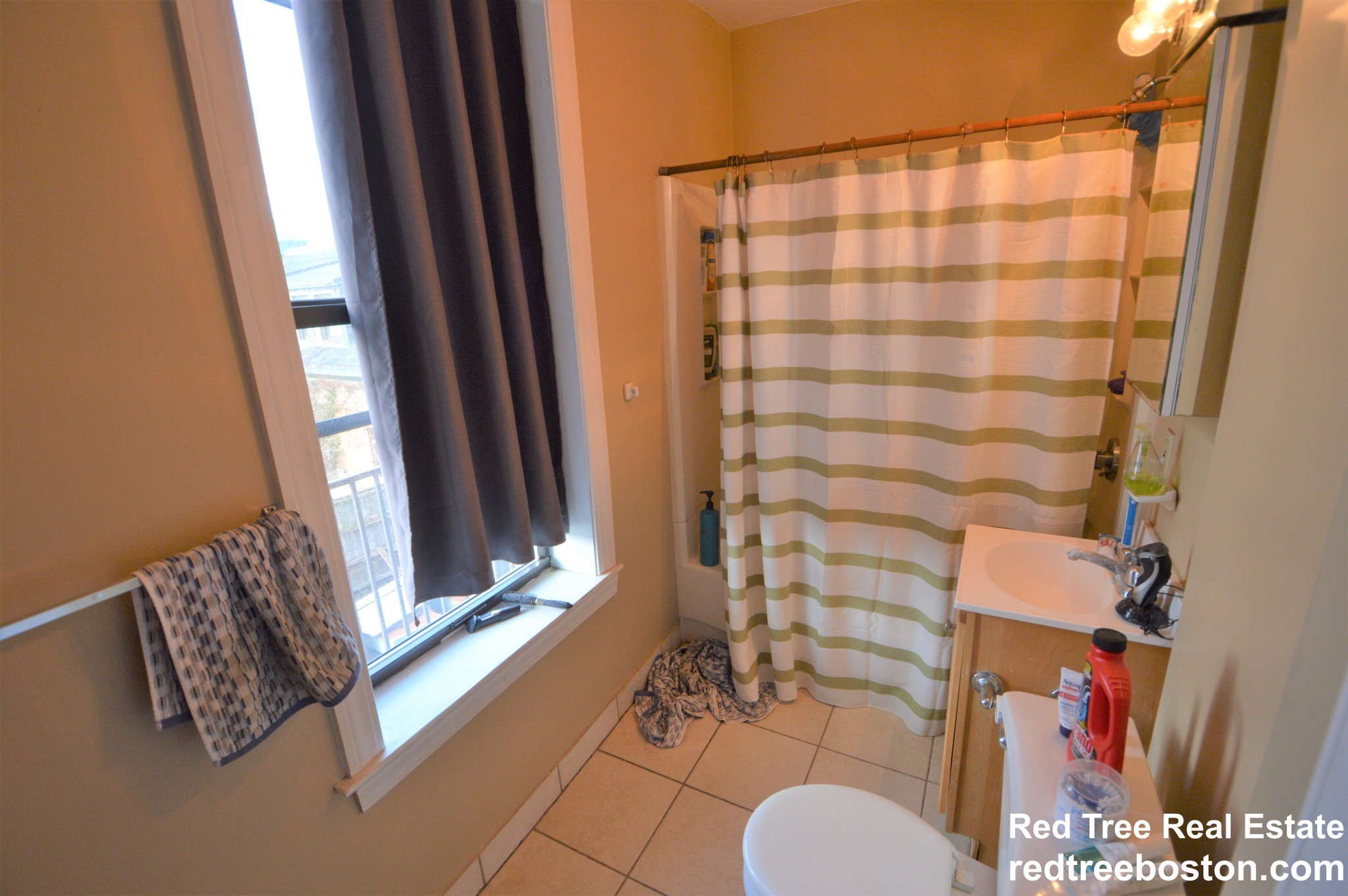 17 Highgate St, Allston