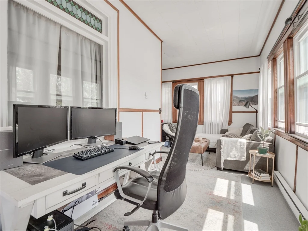 3 Monmouth St, Spring Hill