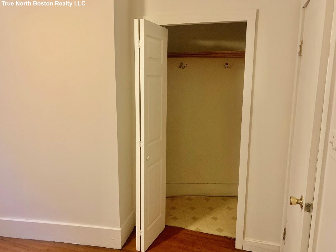 13 Charter St, North End