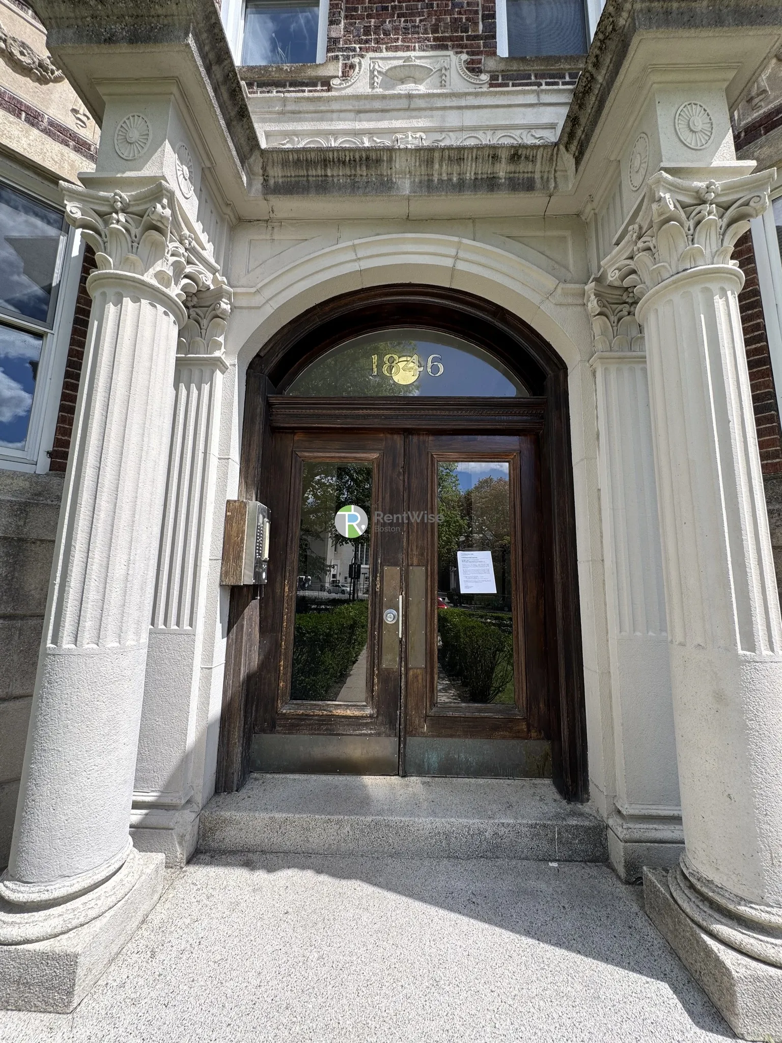 1846 Commonwealth Ave, Brighton