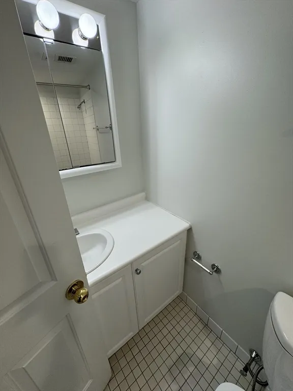 10 Museum Way, East Cambridge