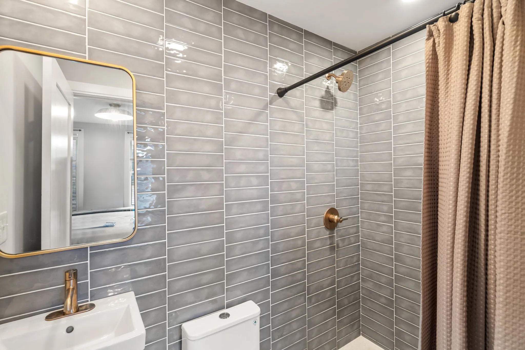 10 Lamson Ct, East Boston