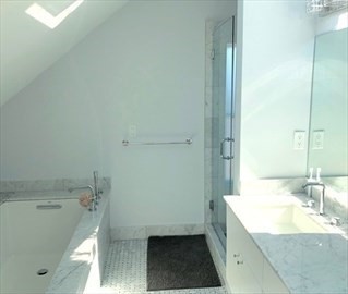 70 Craigie St, Spring Hill