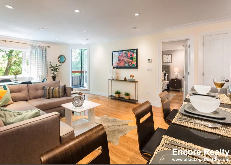 1443 Beacon St, Griggs Park