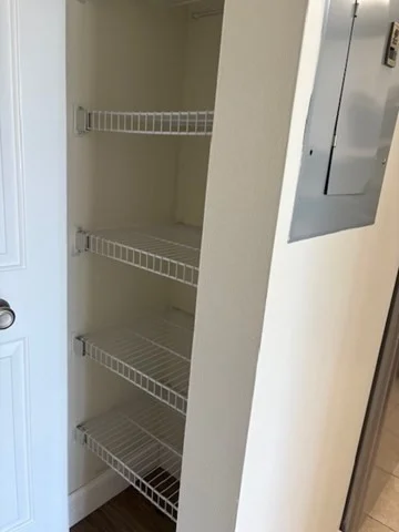 8 Museum Way, East Cambridge