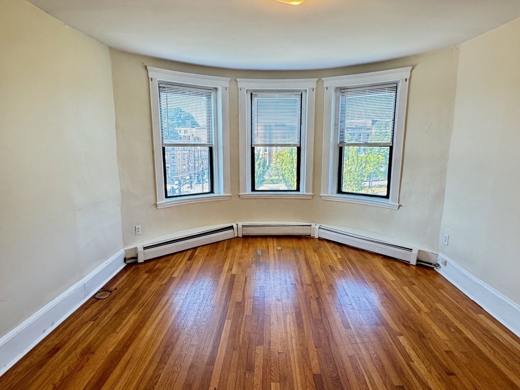 1682 Commonwealth Ave, Brighton