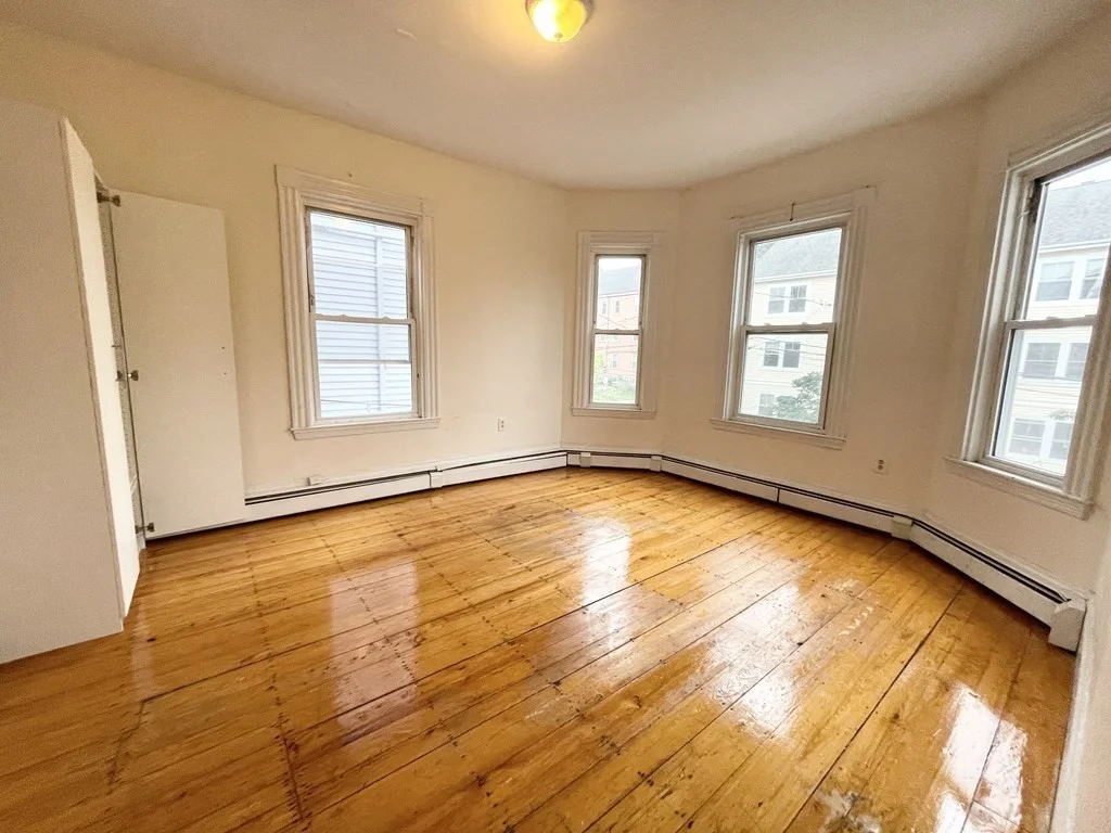 72 Calumet St, Mission Hill