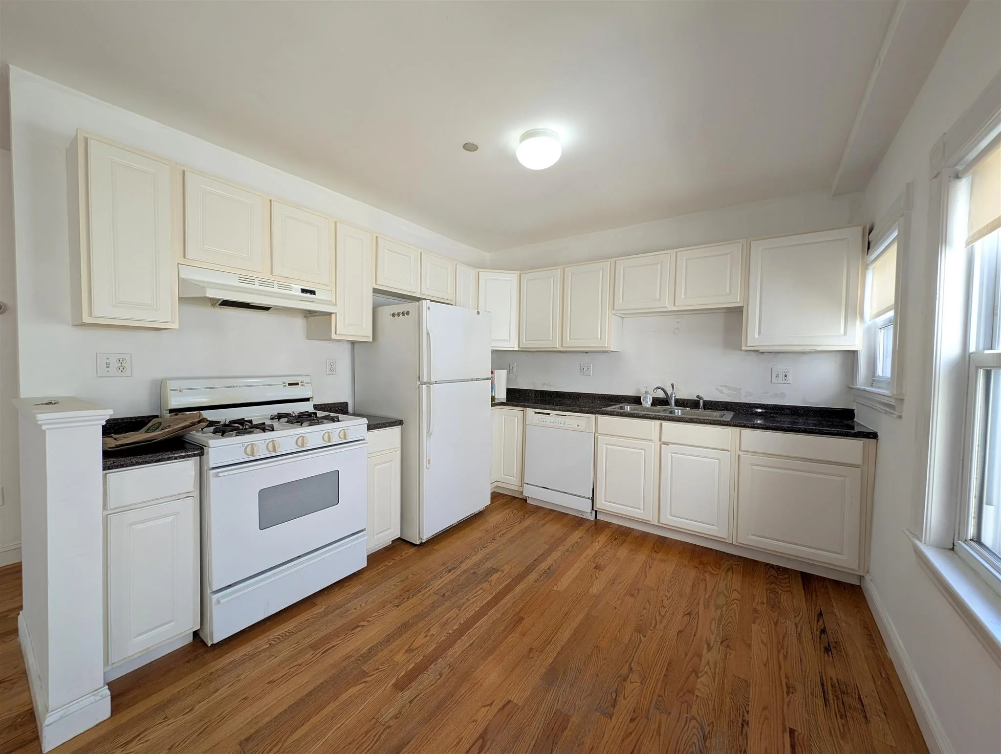 33 Roberts Rd, Mid-Cambridge