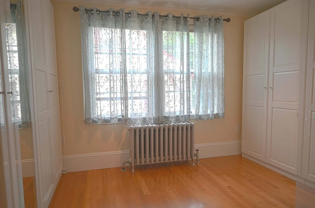 23 Richardson Rd, Belmont