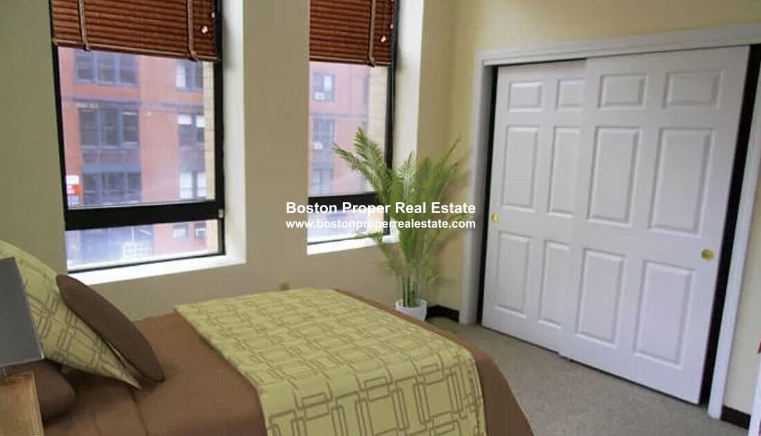 81 Essex St, Chinatown