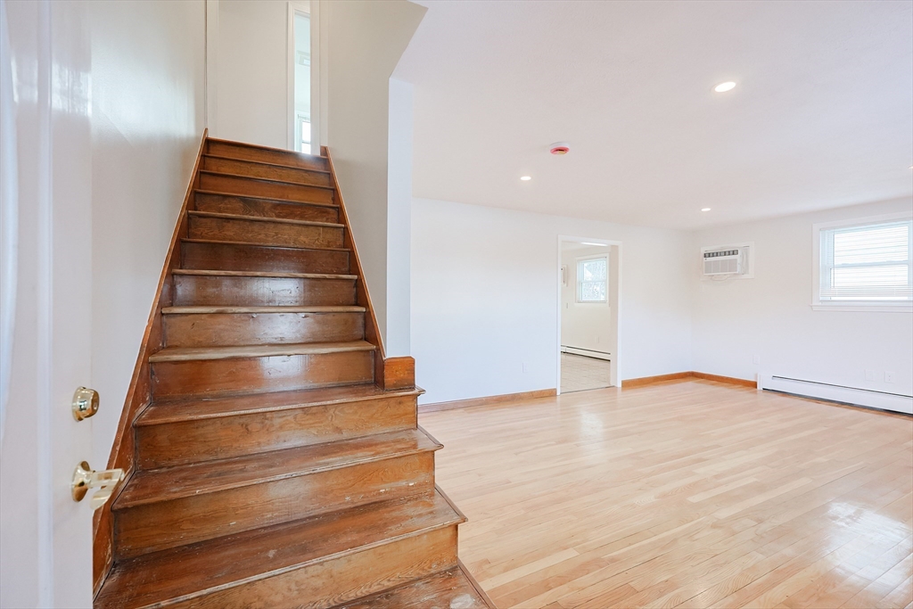 23 Hunt St, Nashua