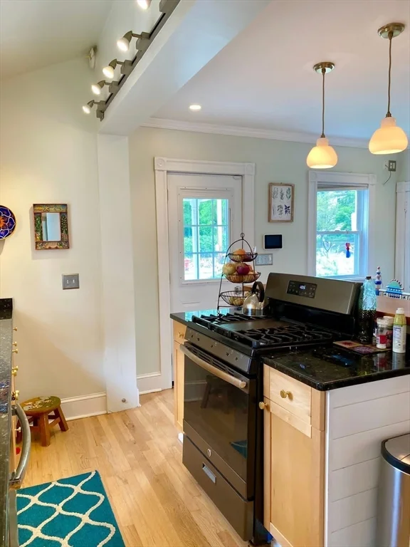 488 Washington St, Winchester