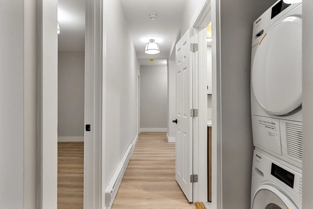 17 M St, South Boston