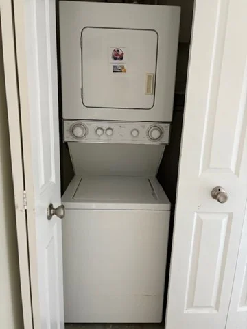 8 Museum Way, East Cambridge