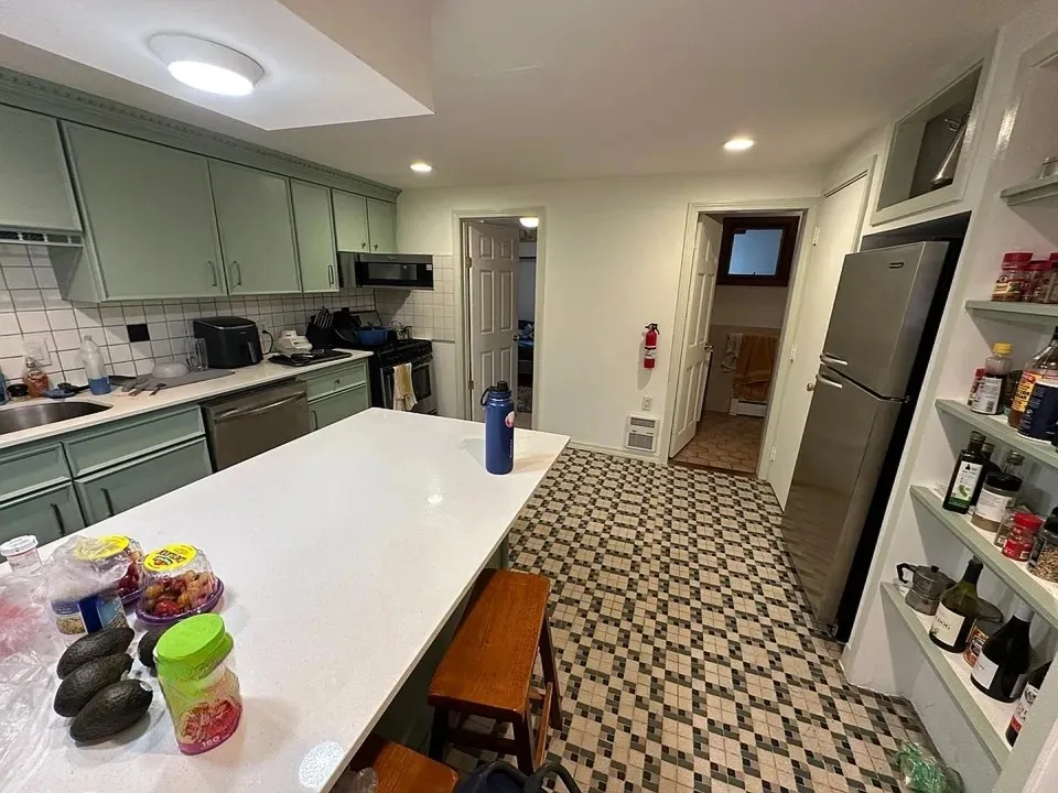 8 Fulkerson St, East Cambridge