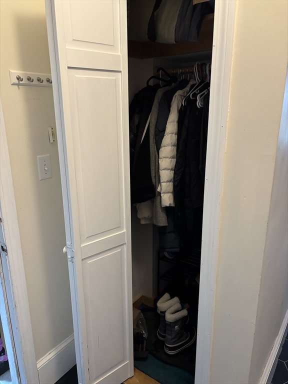 825 E 2nd, South Boston