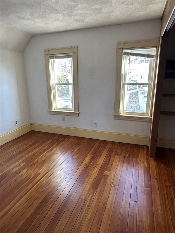 80 Upland Rd, Belmont