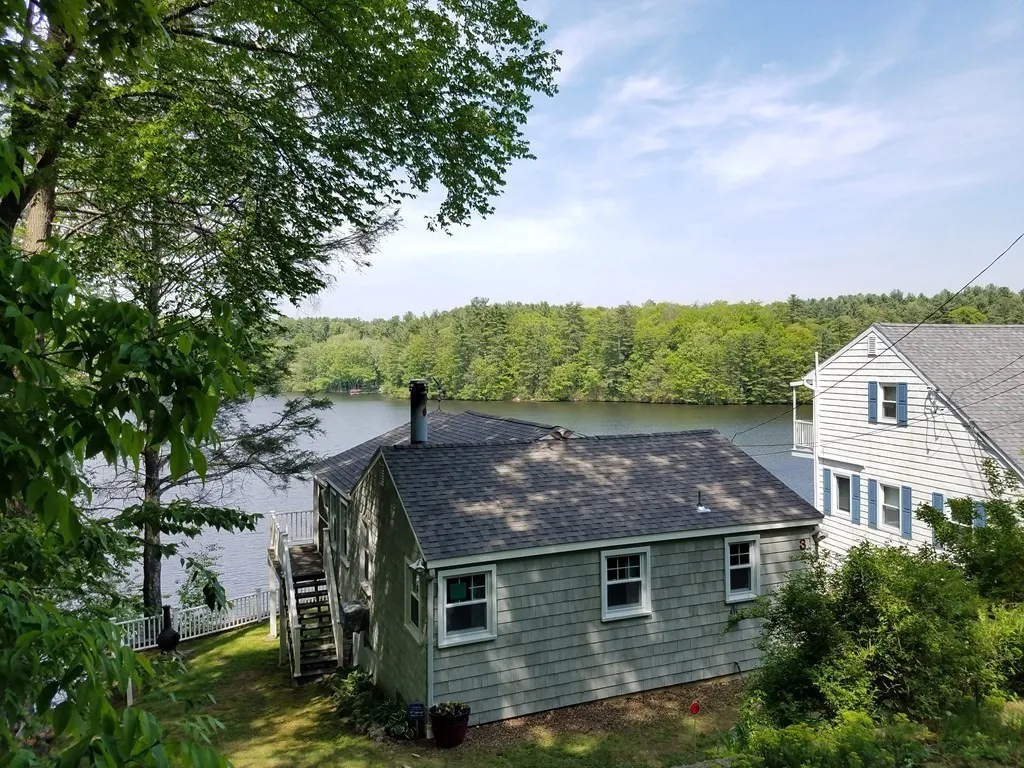 3 Pine Tree Dr, Holland