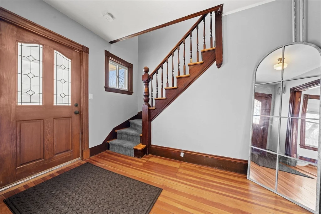 7 Sweetser Ave, Reading