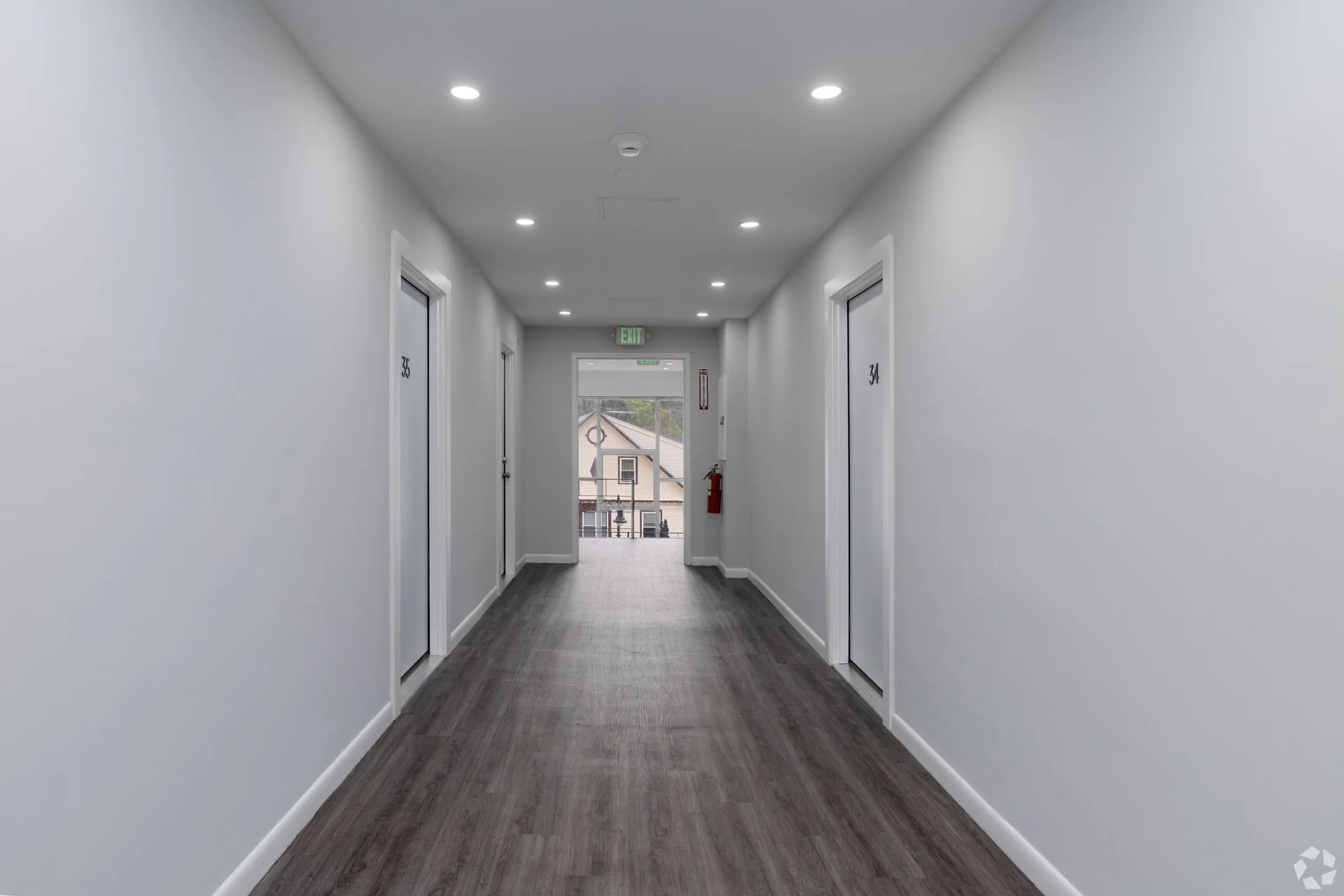 1045 River St, Hyde Park