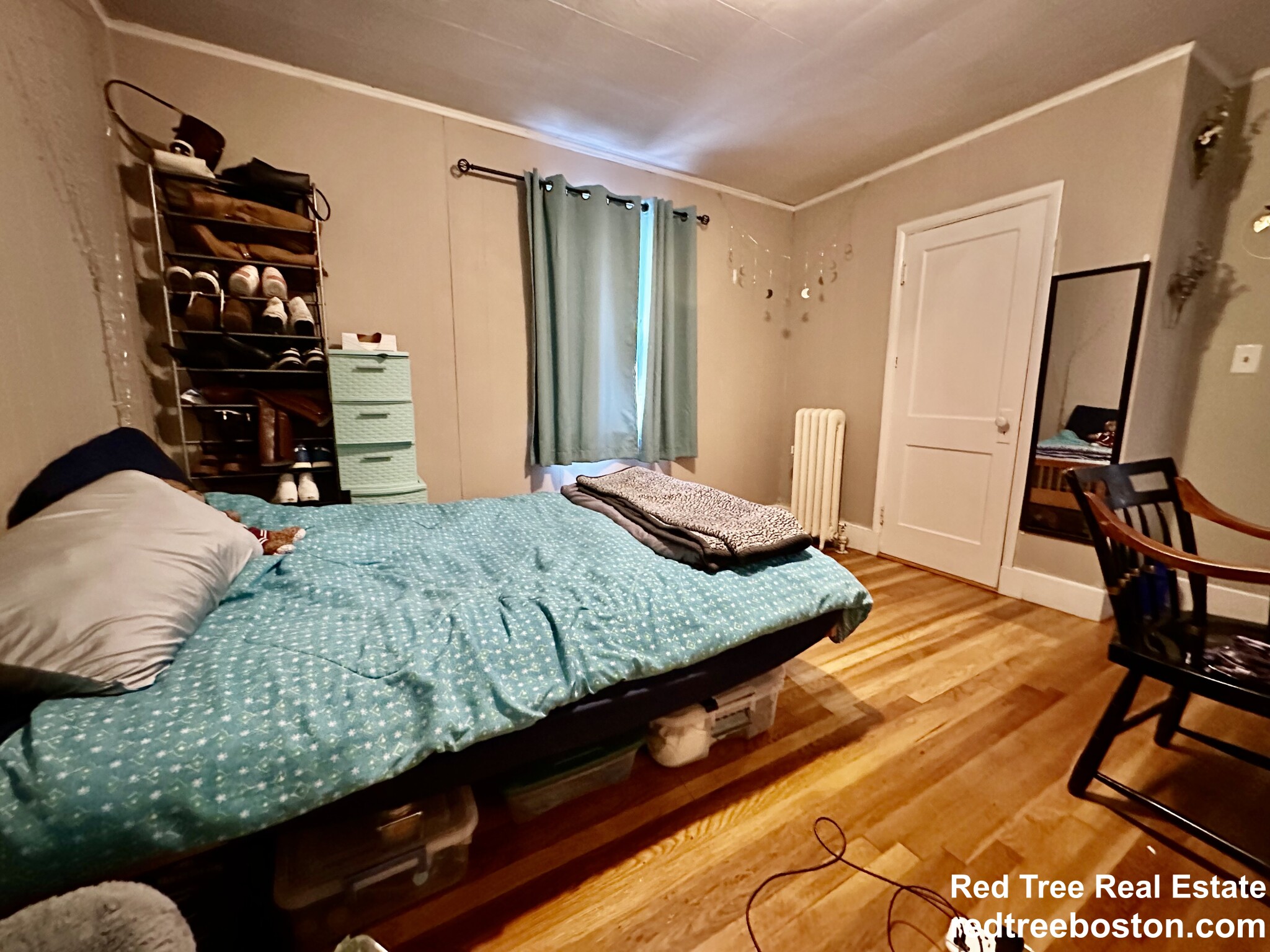 102 Bennett St, Oak Square