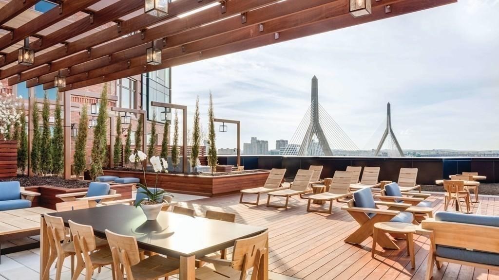 100 Lovejoy Wharf, West End