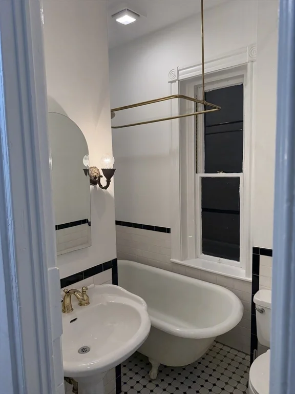 35 Revere St, Beacon Hill