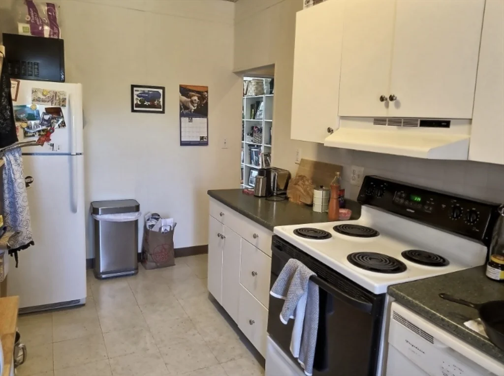 1382 Beacon, Coolidge Corner