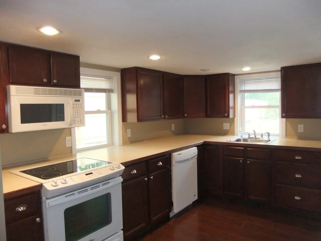 460 Pond St, Braintree