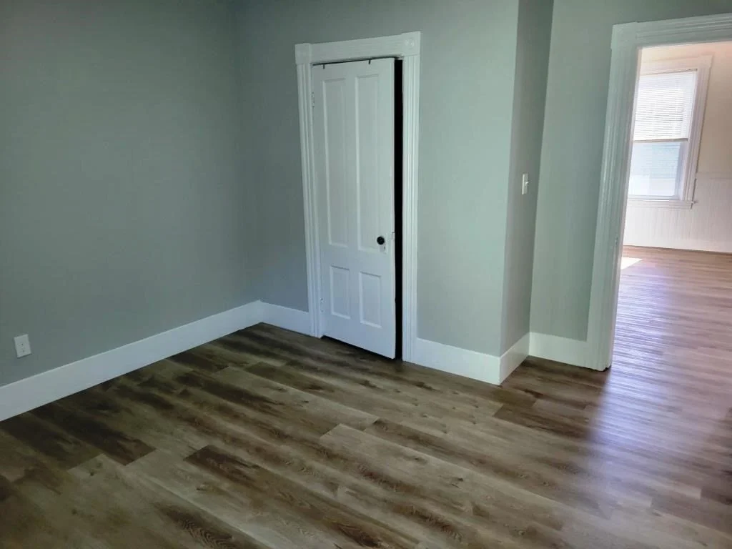 73 1/2 Esther St, Worcester